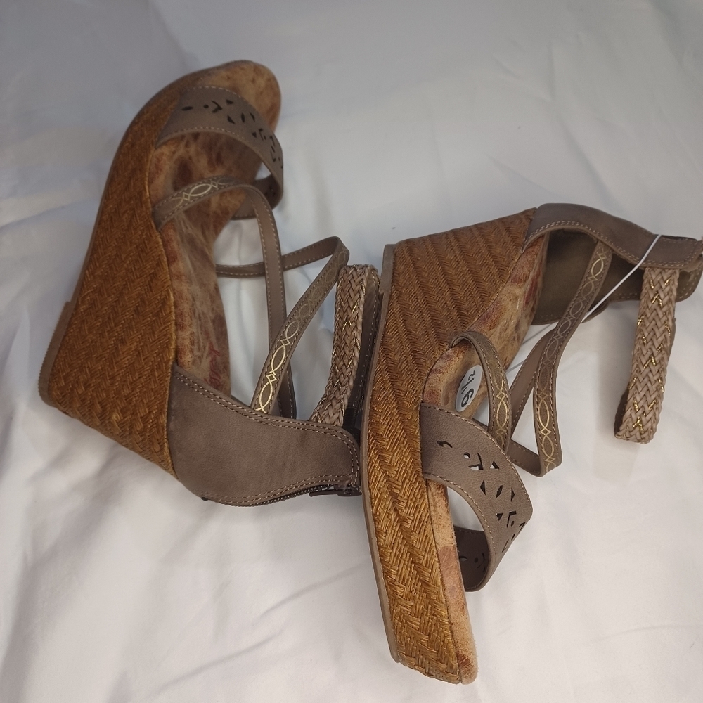 Jellypop Elegant Brown Strappy Boho Cottagecore Summer Sandals - Picture 8 of 14